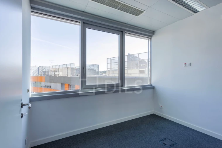 Escritório para Arrendamento em Algés, Linda-A-Velha e Cruz Quebrada-Dafundo Foto 4