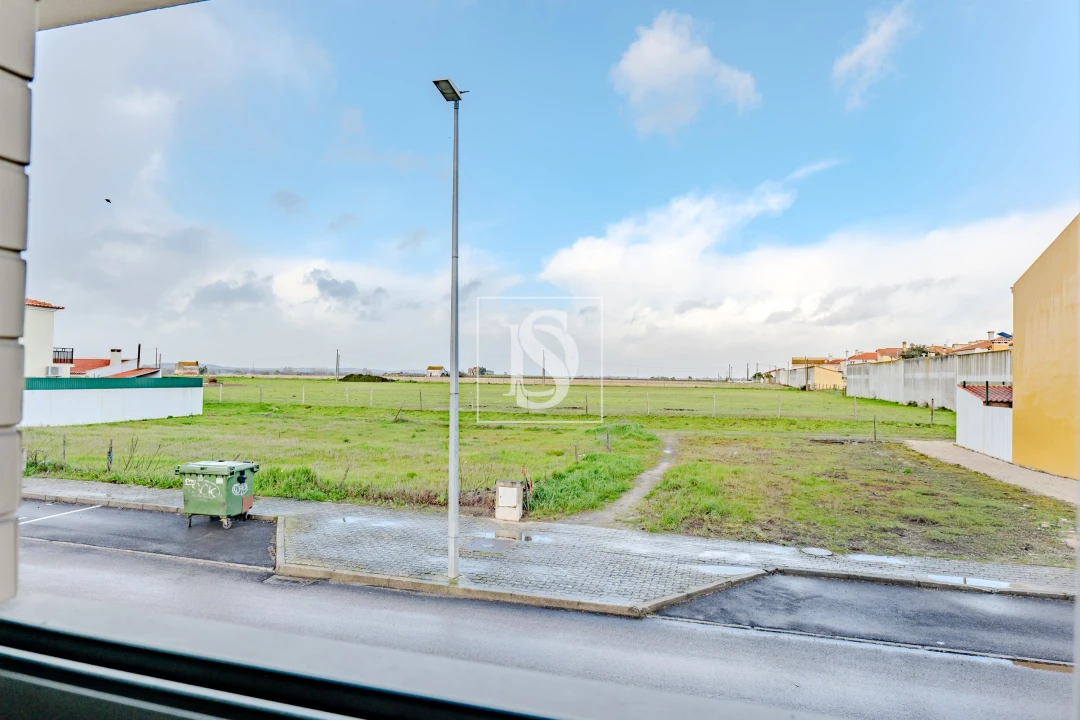 Apartamento T2 para Venda em Almeirim Foto 6