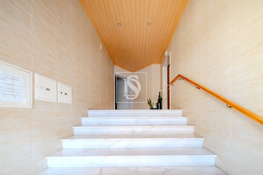 Apartamento T2 para Venda em Almeirim Foto 19