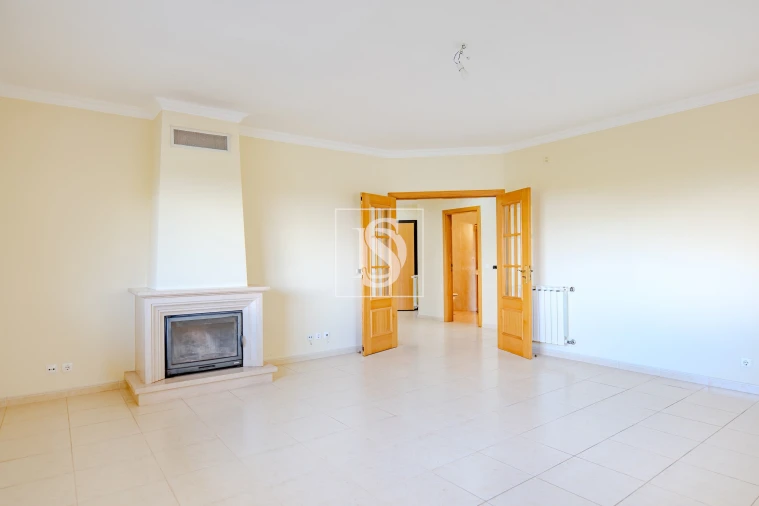 Apartamento T2 para Venda em Almeirim Foto 8