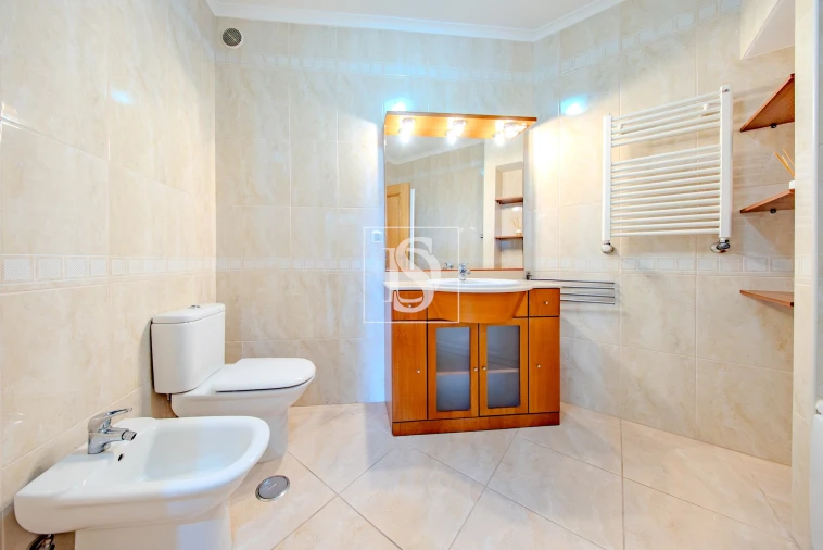 Apartamento T2 para Venda em Almeirim Foto 9