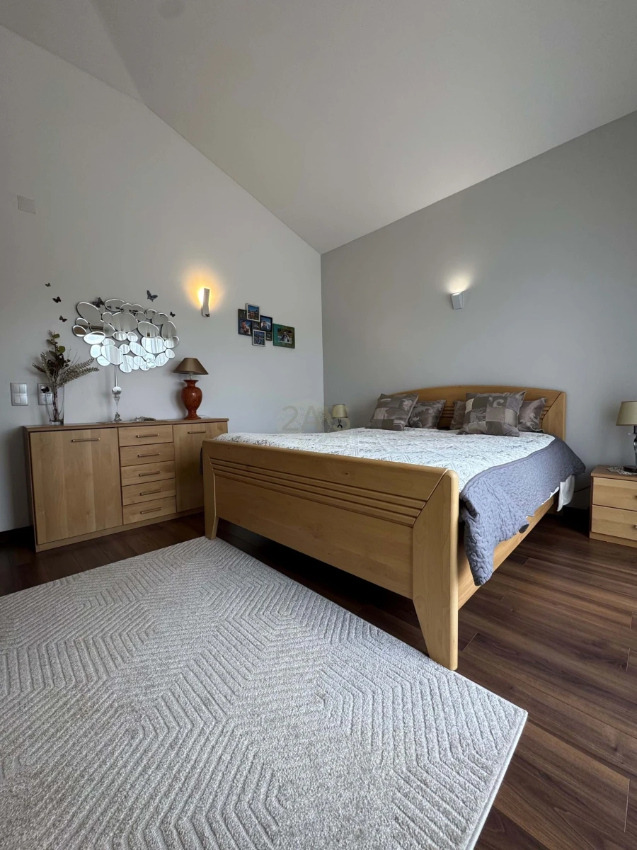 Moradia T4 para Venda em Gaeiras Foto 7