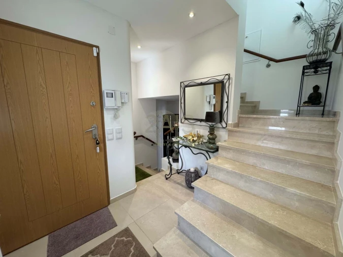 Moradia T4 para Venda em Gaeiras Foto 13