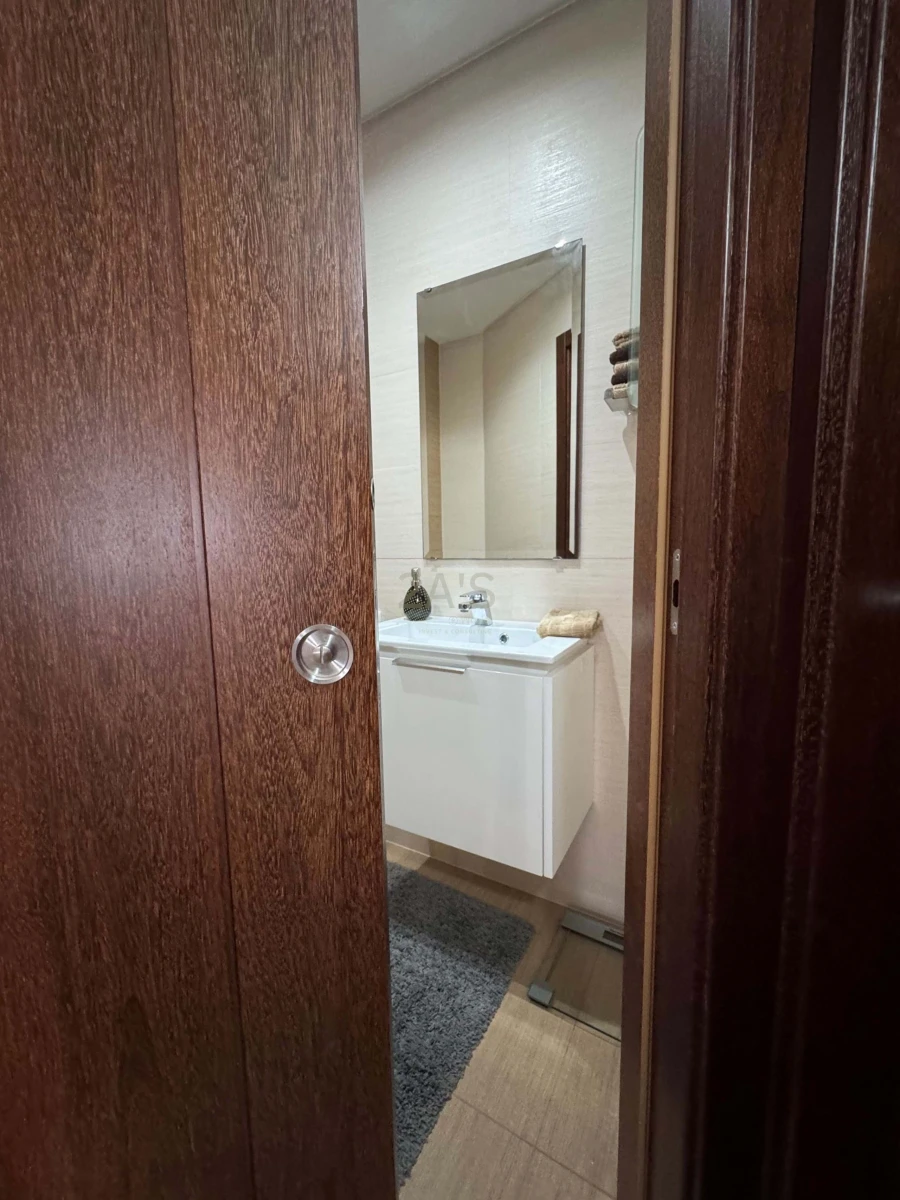 Moradia T4 para Venda em Gaeiras Foto 18