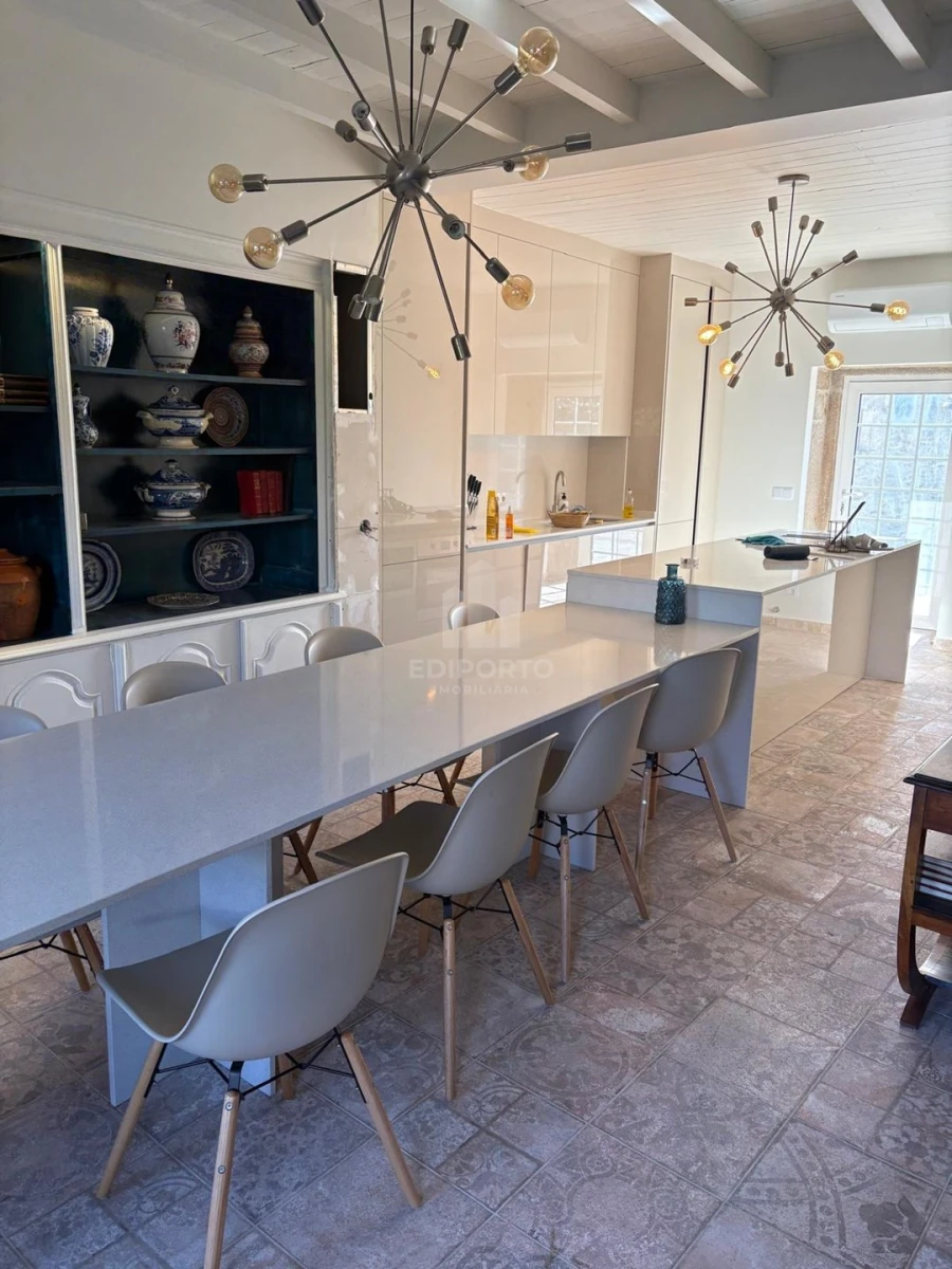 Moradia T6 para Venda em Trevões e Espinhosa Foto 3