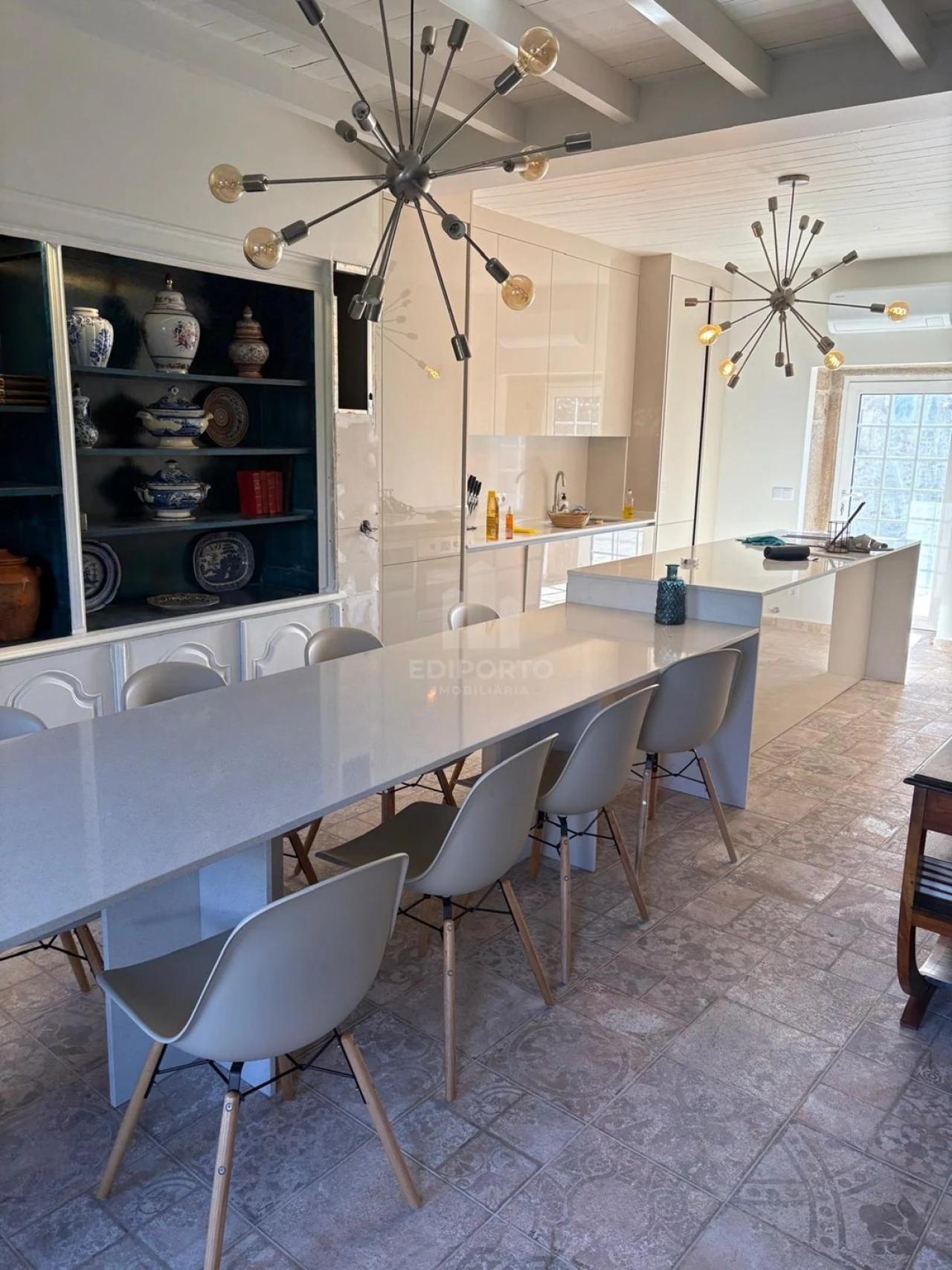 Moradia T6 para Venda em Trevões e Espinhosa Foto 3