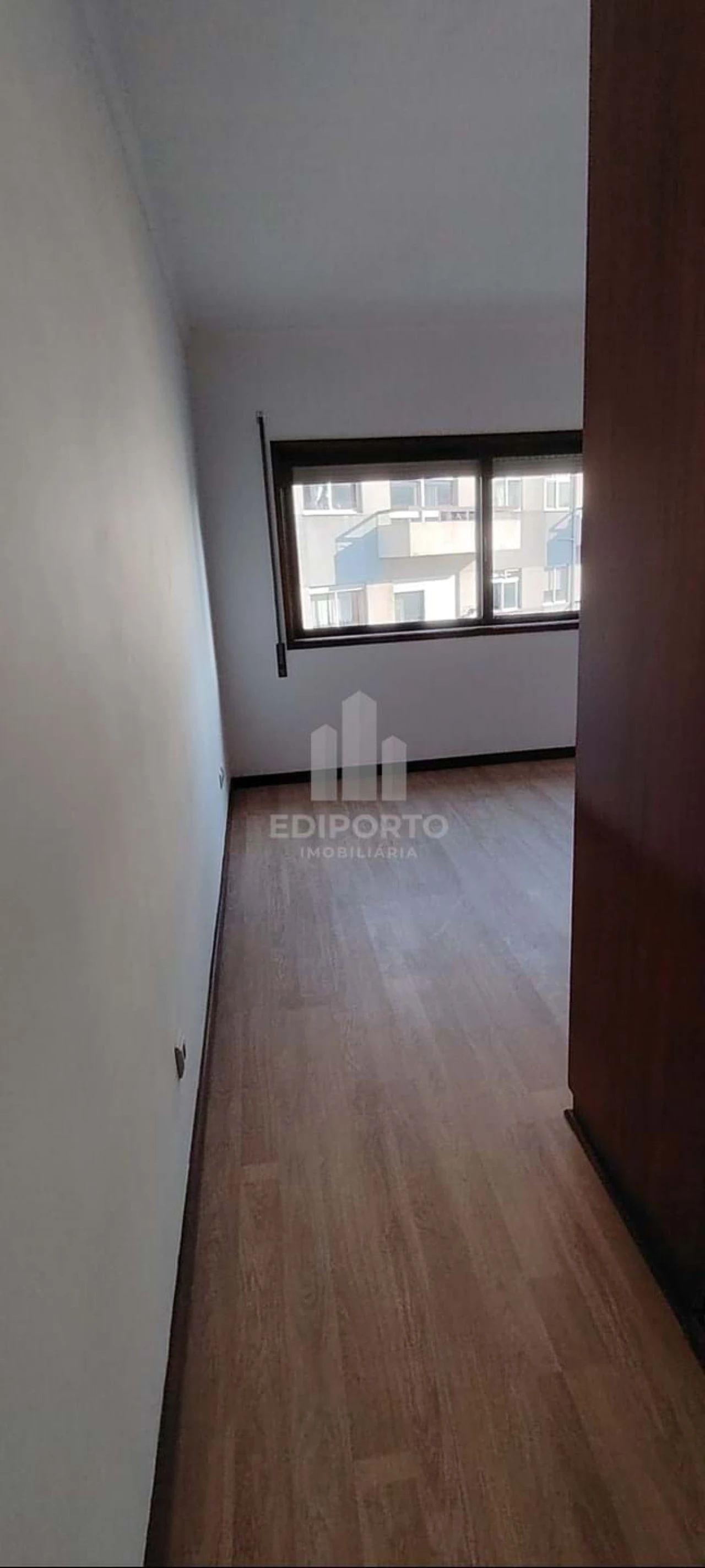 Apartamento T2 para Venda em Santa Marinha Foto 17