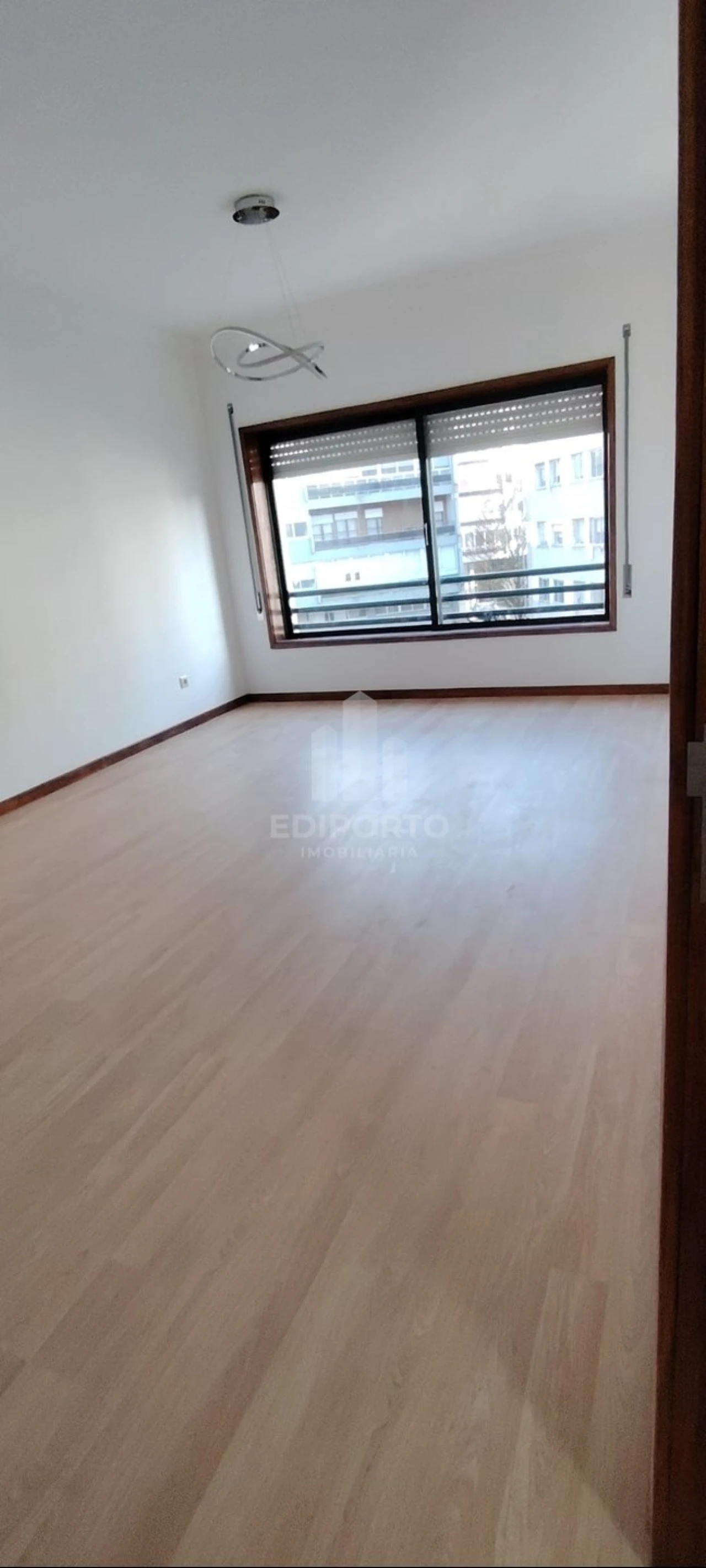 Apartamento T2 para Venda em Santa Marinha Foto 6