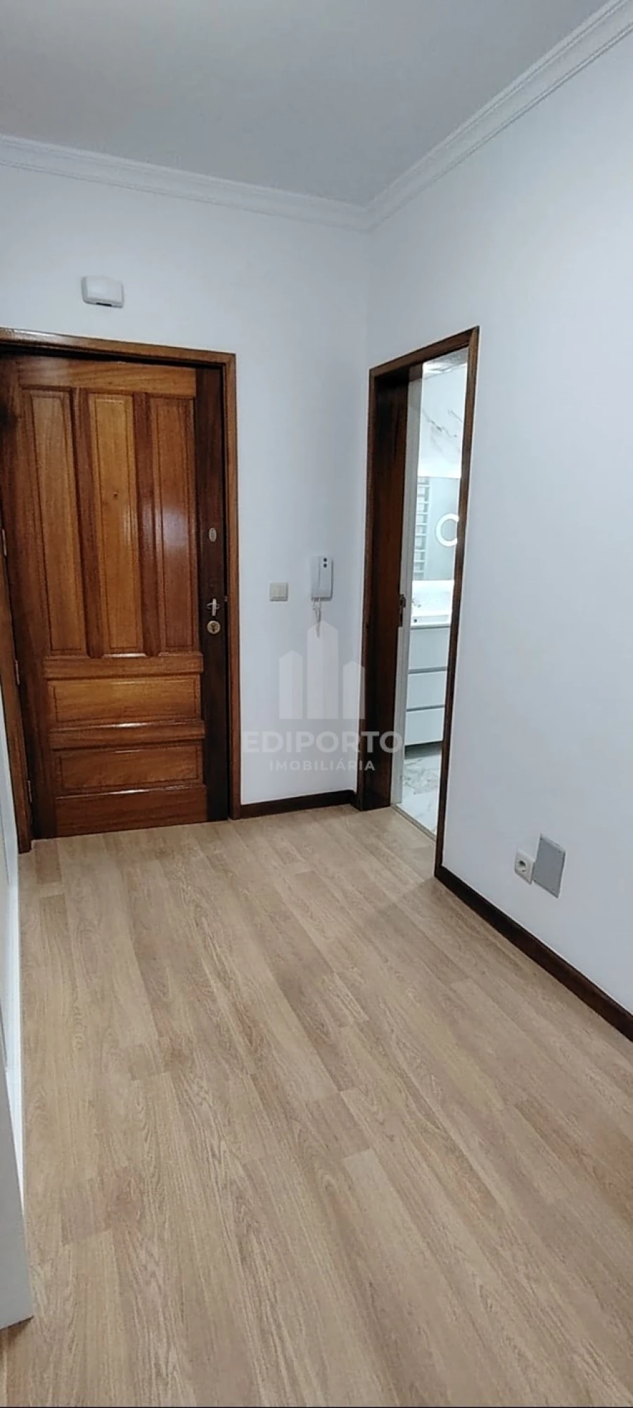 Apartamento T2 para Venda em Santa Marinha Foto 13