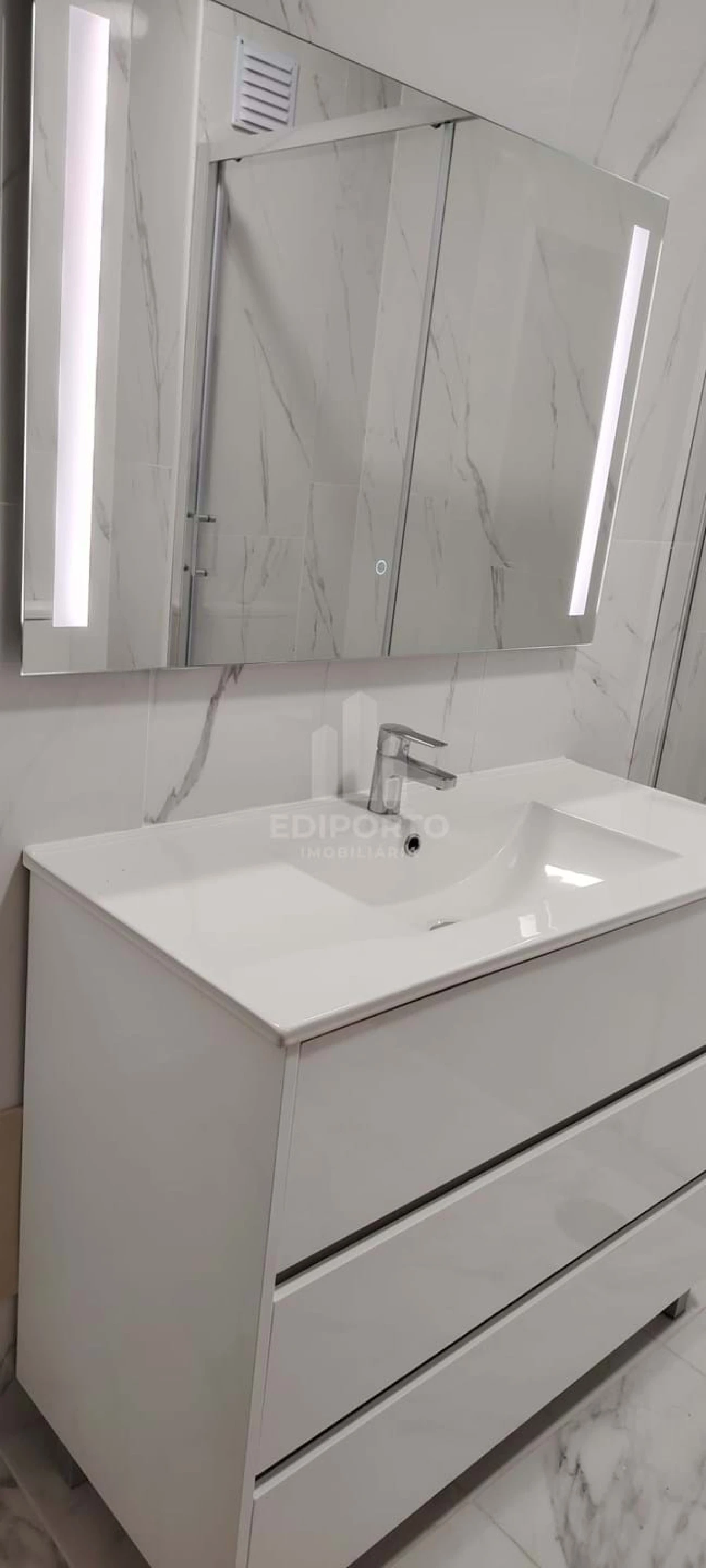 Apartamento T2 para Venda em Santa Marinha Foto 8