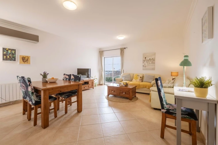 Apartamento T2 para Arrendamento em Luz Foto 6