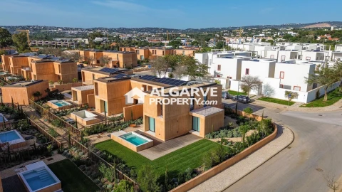 Moradia T3 para Venda em Quarteira