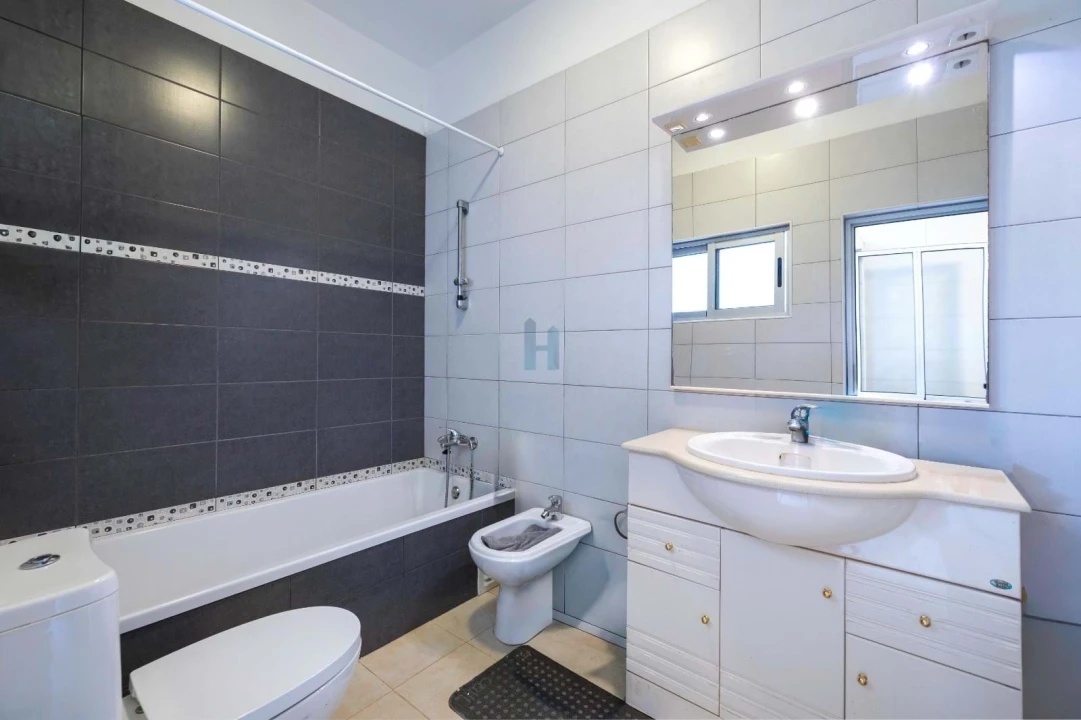 Moradia T3 para Venda em Portimão Foto 8