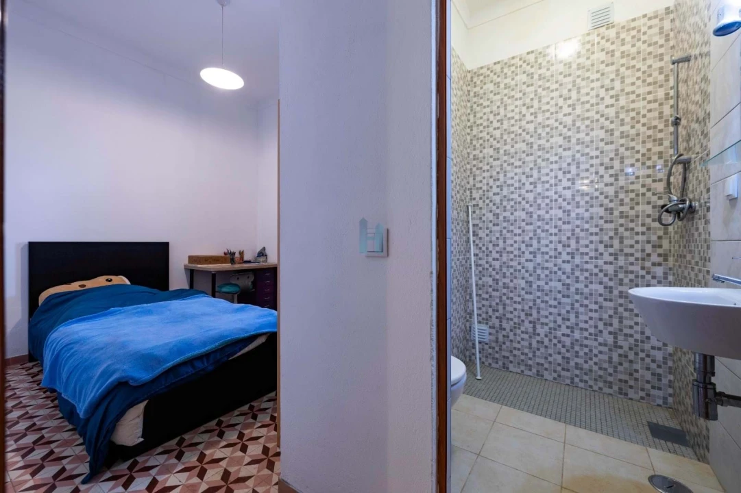 Moradia T3 para Venda em Portimão Foto 9