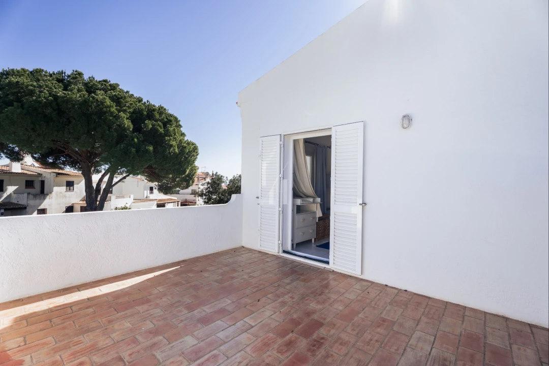 Moradia T5 para Venda em Albufeira e Olhos de Água Foto 26