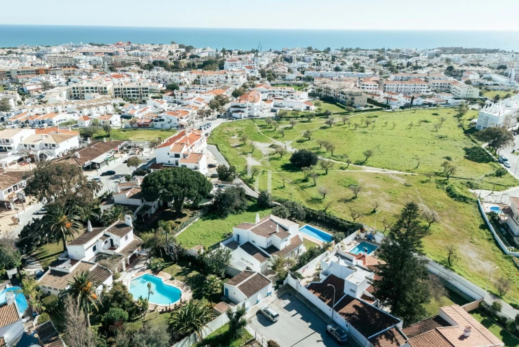 Moradia T5 para Venda em Albufeira e Olhos de Água Foto 35