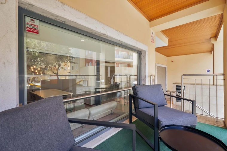 Negócio para Venda em Lagos (São Sebastião e Santa Maria) Foto 3