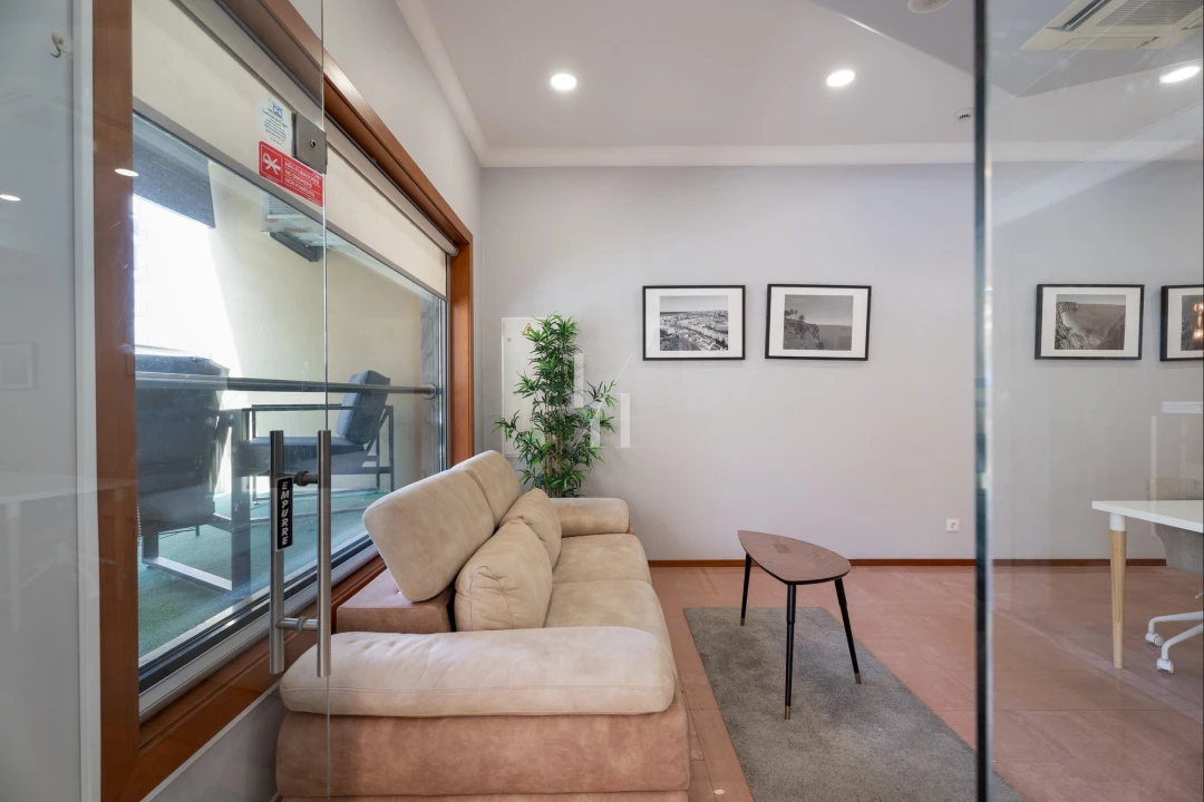 Negócio para Venda em Lagos (São Sebastião e Santa Maria) Foto 5