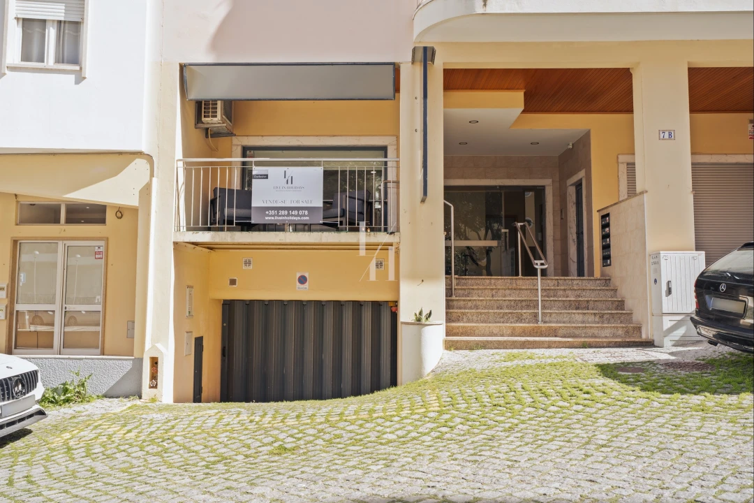 Negócio para Venda em Lagos (São Sebastião e Santa Maria) Foto 2