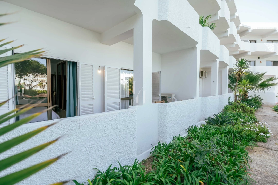 Apartamento T1 para Arrendamento em Quarteira Foto 14