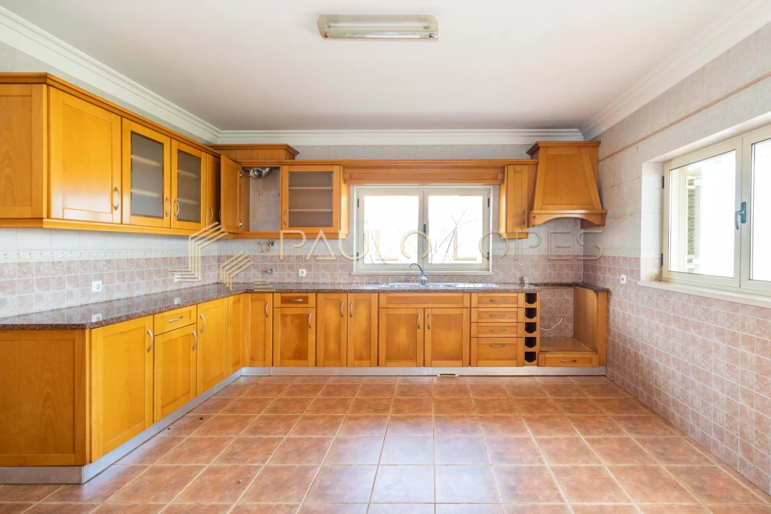 Moradia T4 para Venda em Seiça Foto 5