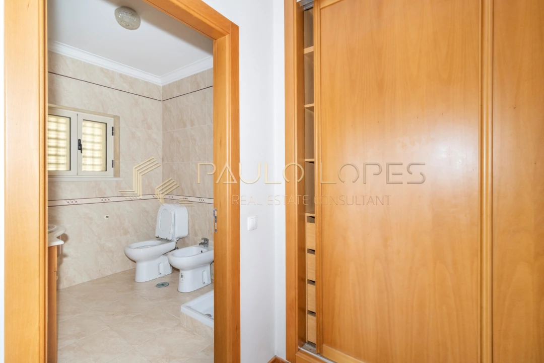 Moradia T4 para Venda em Seiça Foto 21