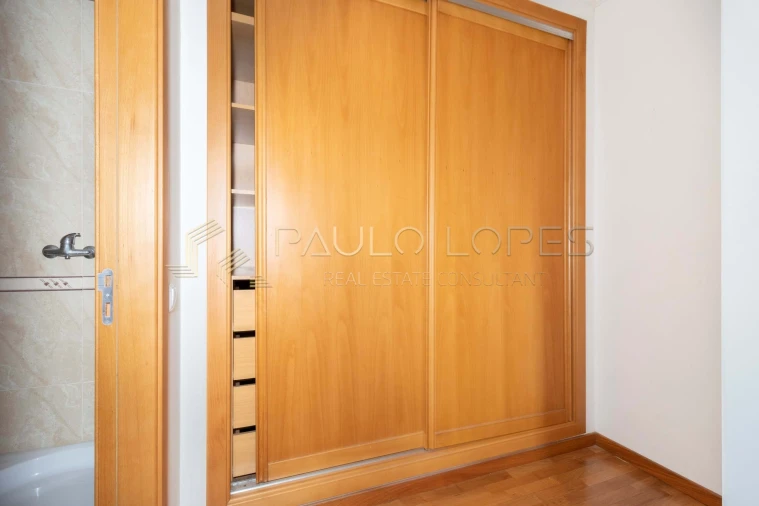 Moradia T4 para Venda em Seiça Foto 23