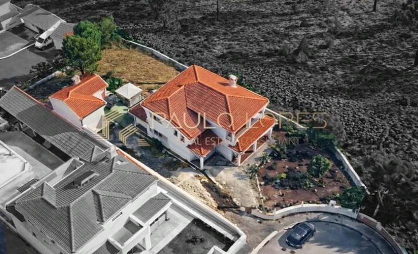 Moradia T4 para Venda em Seiça Foto 34