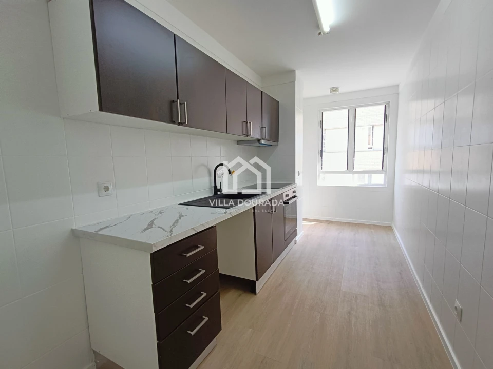 Apartamento T3 para Venda em Baguim do Monte (Rio Tinto) Foto 3