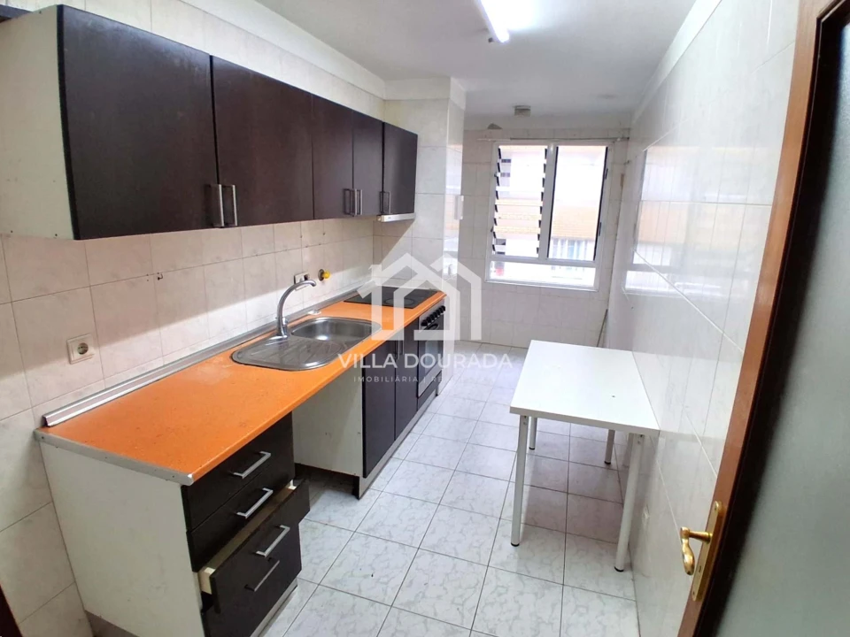 Apartamento T3 para Venda em Baguim do Monte (Rio Tinto) Foto 4