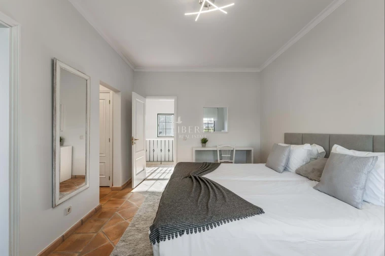 Moradia T4 para Venda em Almancil Foto 18