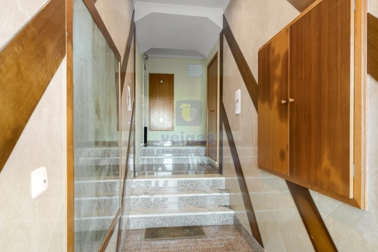 Apartamento T4 para Venda em Alhos Vedros Foto 24