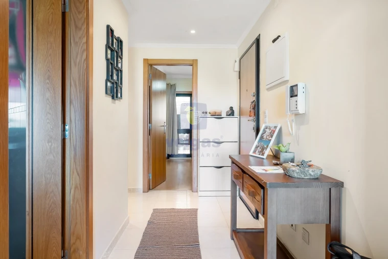 Apartamento T4 para Venda em Alhos Vedros Foto 6