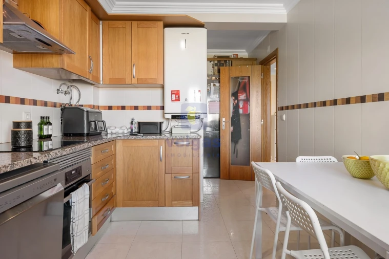 Apartamento T4 para Venda em Alhos Vedros Foto 22