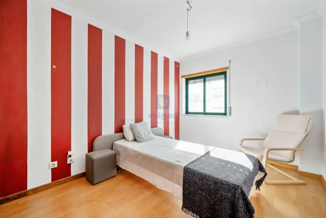 Apartamento T4 para Venda em Alhos Vedros Foto 9