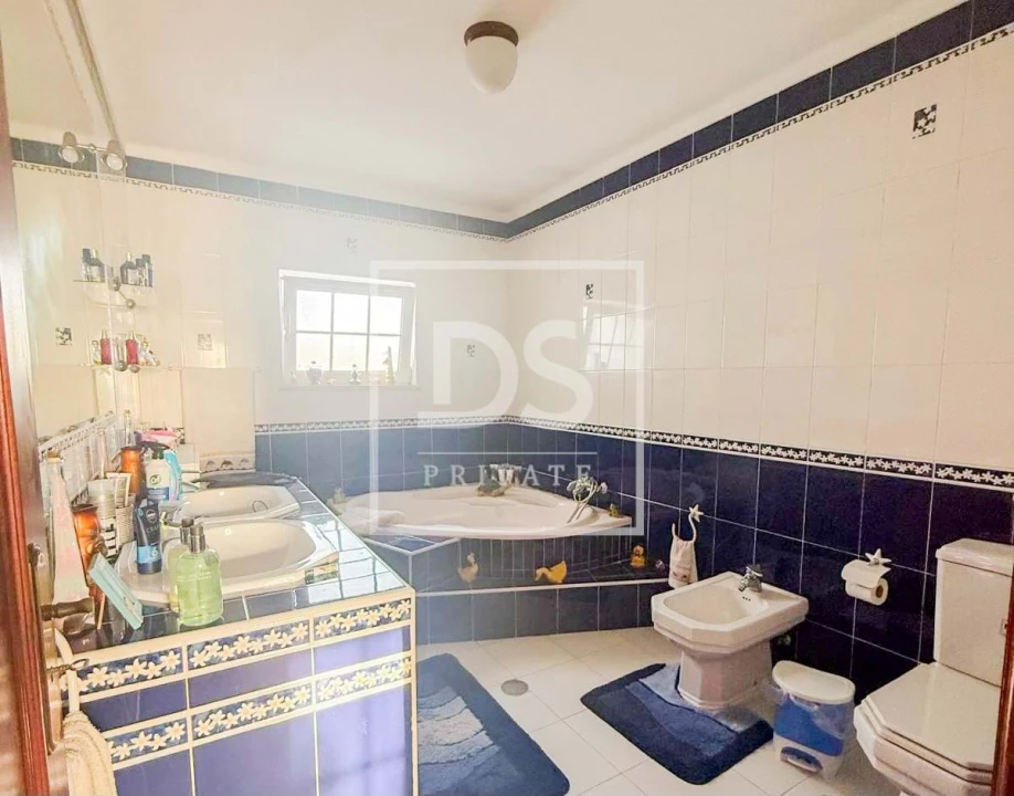 Moradia T4 para Venda em Gafanha da Nazaré Foto 4