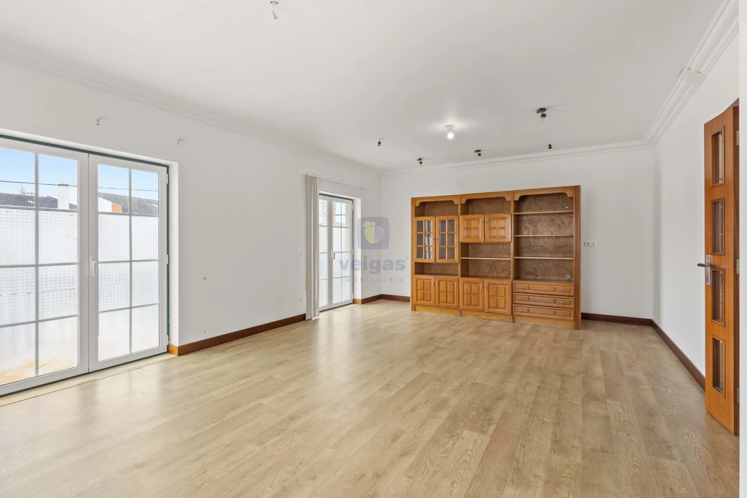 Apartamento T3 para Venda em Foz do Arelho Foto 8