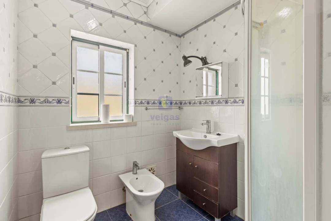 Apartamento T3 para Venda em Foz do Arelho Foto 13