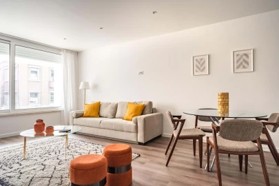 Apartamento T1 para Arrendamento em Campolide