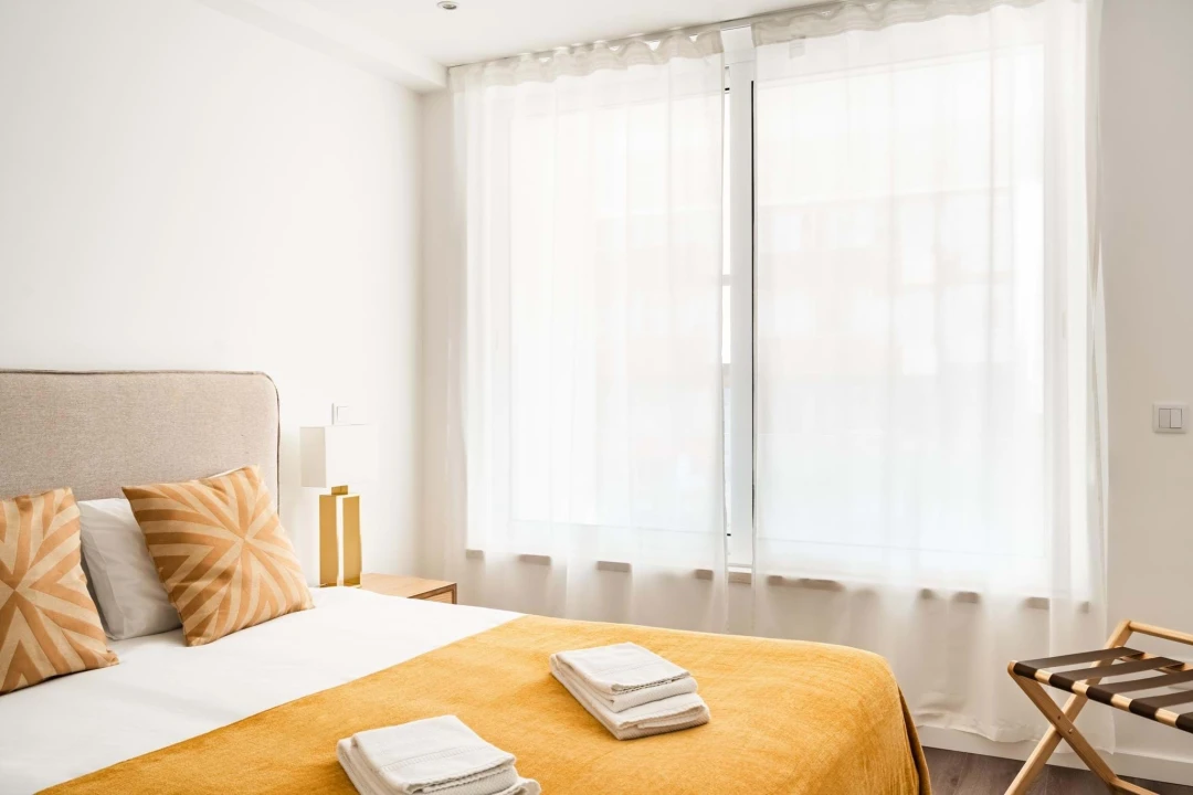 Apartamento T1 para Arrendamento em Campolide Foto 9