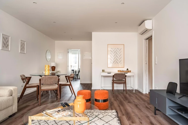 Apartamento T1 para Arrendamento em Campolide Foto 3