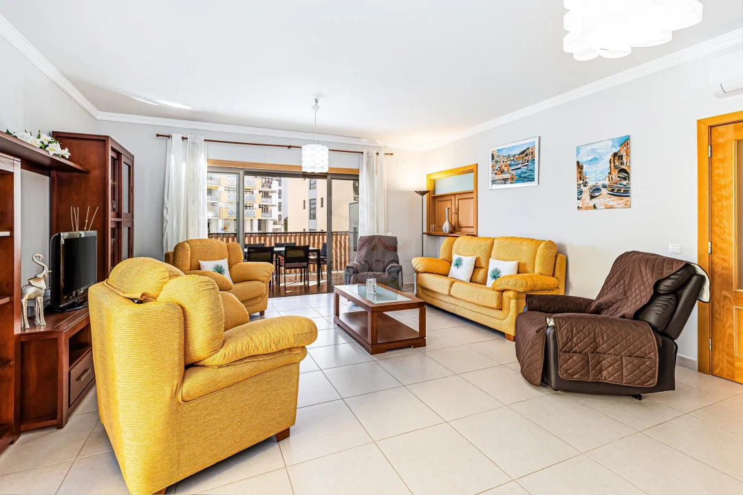 Apartamento T2 para Venda em Armação de Pera Foto 5