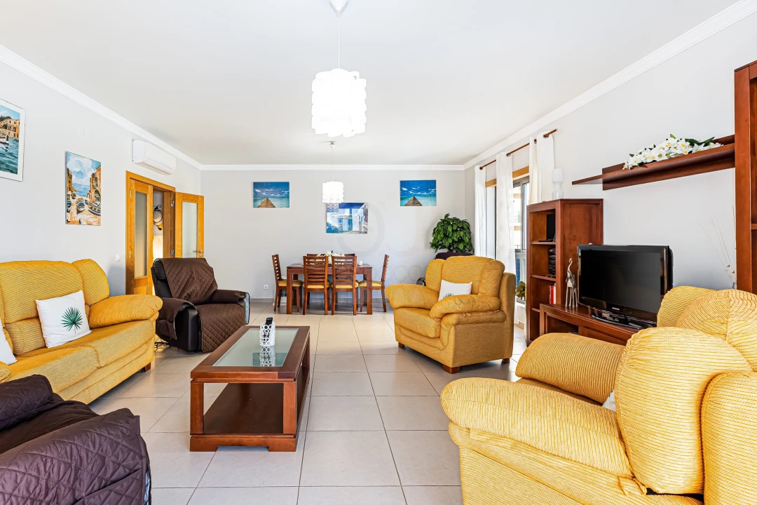 Apartamento T2 para Venda em Armação de Pera Foto 6