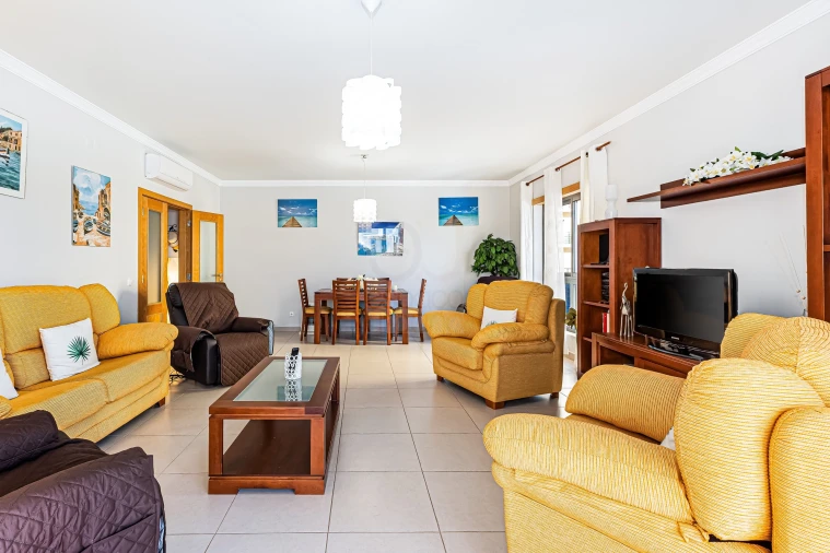 Apartamento T2 para Venda em Armação de Pera Foto 6