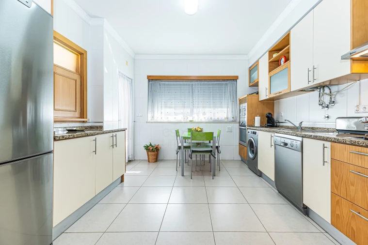 Apartamento T2 para Venda em Armação de Pera Foto 11