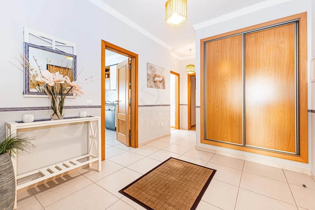 Apartamento T2 para Venda em Armação de Pera Foto 2