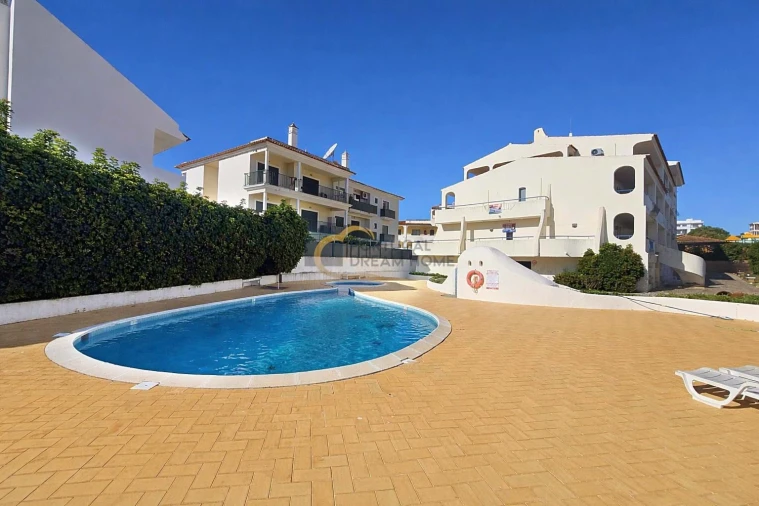 Apartamento T1 para Venda em Albufeira e Olhos de Água Foto 1
