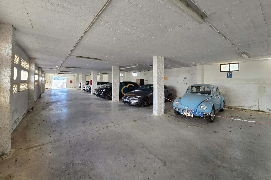 Apartamento T1 para Venda em Albufeira e Olhos de Água Foto 19