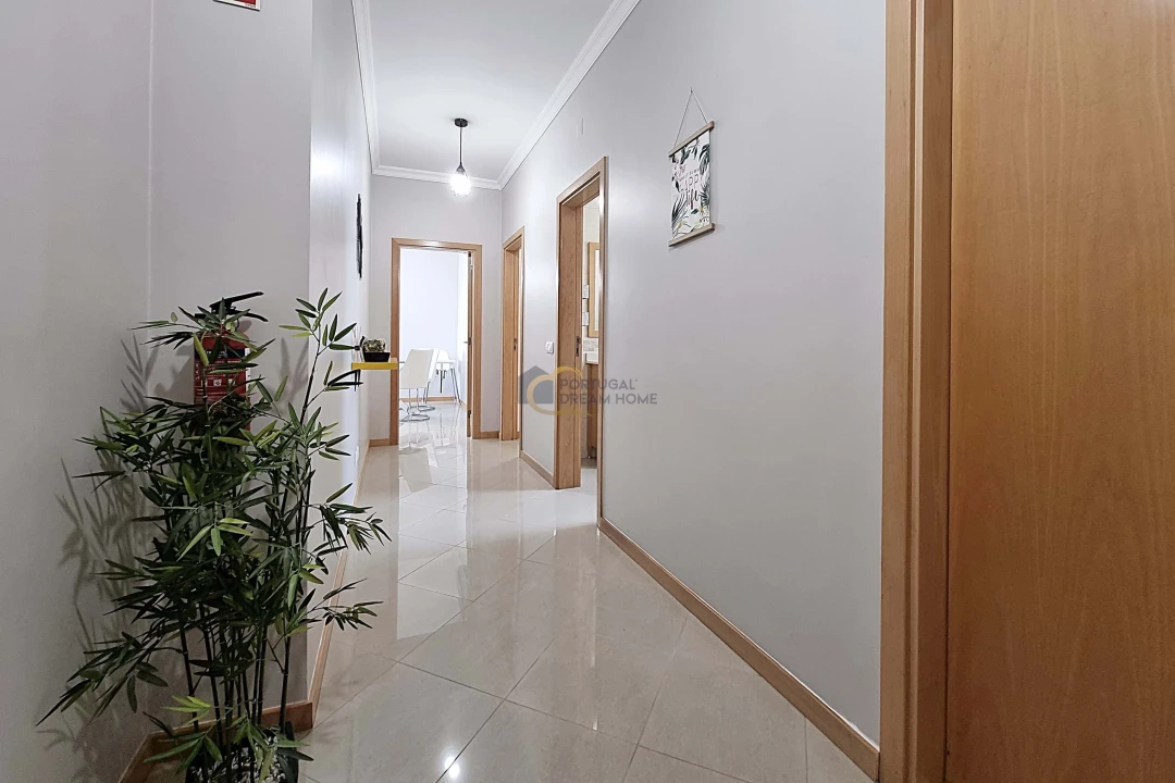 Apartamento T1 para Venda em Albufeira e Olhos de Água Foto 3