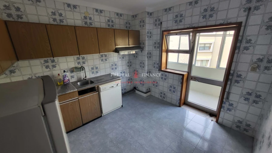 Apartamento T3 para Venda em Ramalde Foto 4